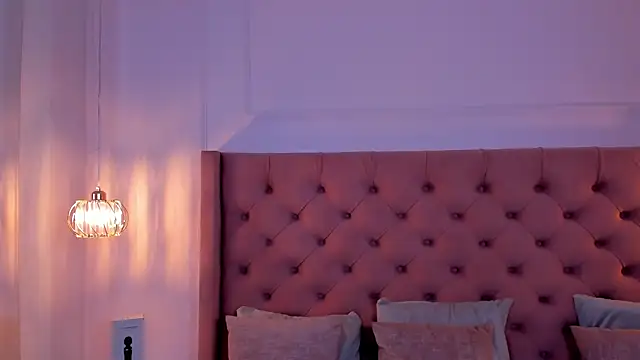 Snapshot of mia_schwarz chatting on September 2025 10:27:01 PM mia schwarz online show from September 2025 10:27:01 PM