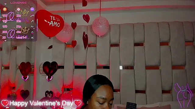 mia schwarz online show from February 2026 02:05:01 PM