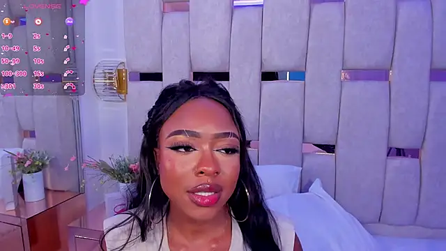 Snapshot of mia_schwarz chatting on January 2025 10:50:01 PM mia schwarz online show from January 2025 10:50:01 PM