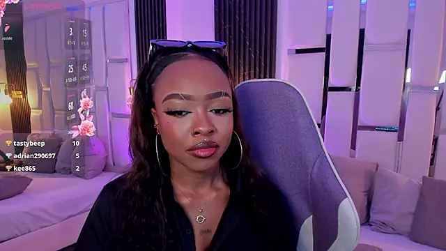 Snapshot of mia_schwarz chatting on November 2025 03:26:01 PM mia schwarz online show from November 2025 03:26:01 PM