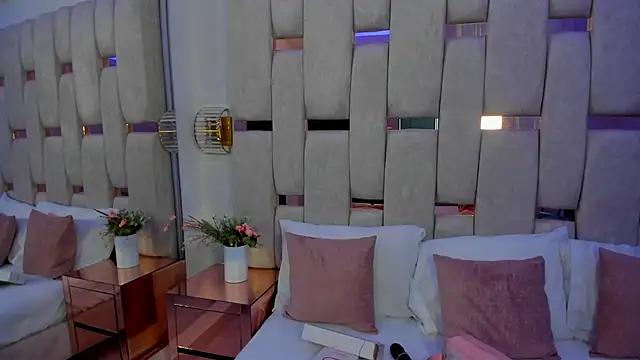 Snapshot of mia_schwarz chatting on January 2025 07:39:01 PM mia schwarz online show from January 2025 07:39:01 PM