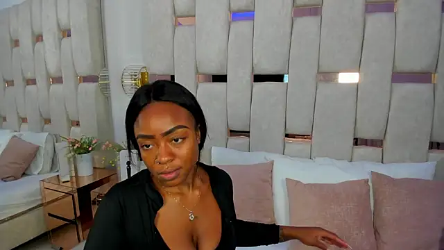 Snapshot of mia_schwarz chatting on January 2025 08:23:02 PM mia schwarz online show from January 2025 08:23:02 PM