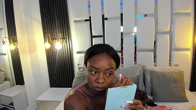 Snapshot of mia_schwarz chatting on October 2025 10:10:02 PM mia schwarz online show from October 2025 10:10:02 PM