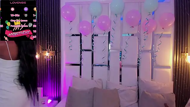 Snapshot of mia_schwarz chatting on November 2025 02:39:01 PM mia schwarz online show from November 2025 02:39:01 PM