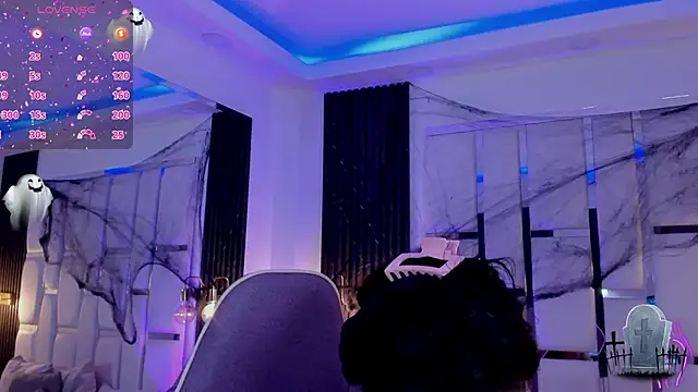 Snapshot of mia_schwarz chatting on November 2025 04:50:02 AM mia schwarz online show from November 2025 04:50:02 AM