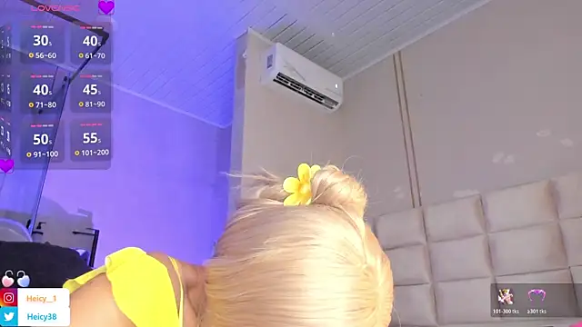 Heicy  online show from April 2026 08:15:02 PM