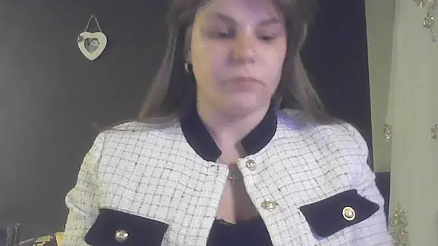 PetiteB Official online show from February 2026 02:45:02 AM