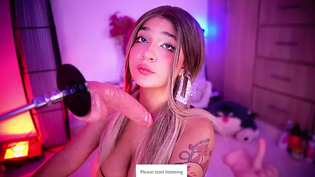 Mikubani18 online show from December 2025 03:27:01 AM