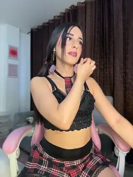 itsmadely online show from April 2026 10:01:02 PM