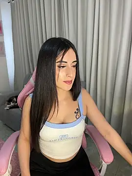 itsmadely online show from July 2026 09:43:01 PM