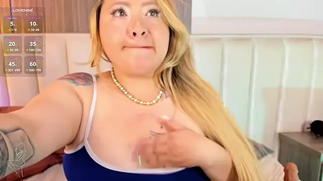 Kharla Marin online show from November 2025 09:42:02 AM