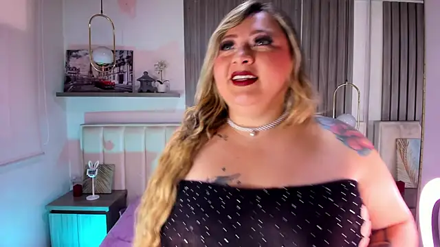 Kharla Marin online show from March 2026 08:33:01 PM