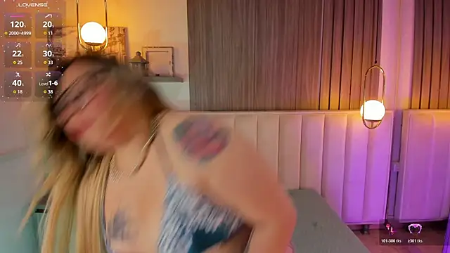 Kharla Marin online show from November 2025 09:26:02 PM