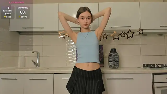 Snapshot of AngieDeans chatting on March 2025 04:30:02 AM AngieDeans online show from March 2025 04:30:02 AM