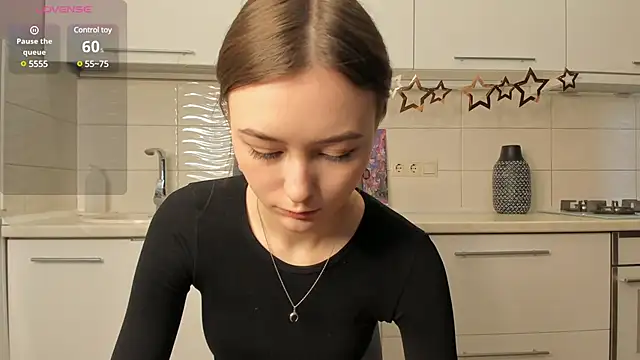 Snapshot of AngieDeans chatting on March 2025 04:23:02 AM AngieDeans online show from March 2025 04:23:02 AM