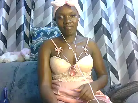 Snapshot of Slimthick900 chatting on March 2025 07:58:02 PM Slimthick900 online show from March 2025 07:58:02 PM