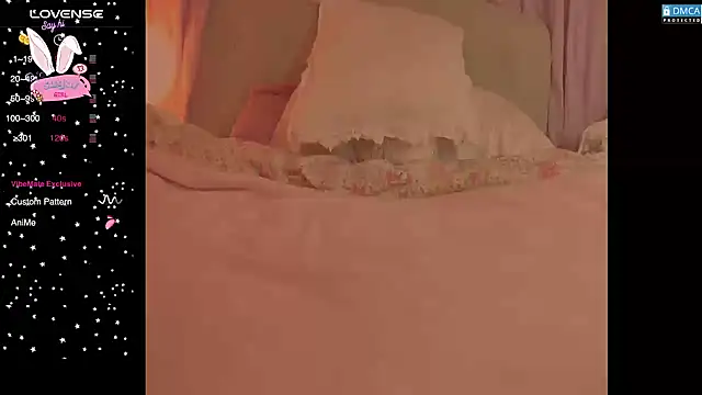 Blondecandie online show from March 2026 04:53:01 PM