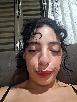 Snapshot of Sweet-diamondxxx chatting on April 2026 12:39:01 AM Sweet-diamondxxx online show from April 2026 12:39:01 AM