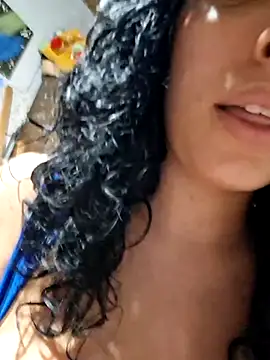 Snapshot of Sweet-diamondxxx chatting on April 2026 10:43:01 AM Sweet-diamondxxx online show from April 2026 10:43:01 AM