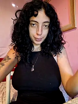 Sweet-diamondxxx online show from October 2025 12:39:01 PM