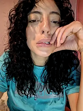 Sweet-diamondxxx online show from October 2025 05:33:02 PM