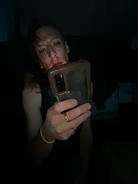 kikiwonderbar online show from February 2026 06:10:02 AM