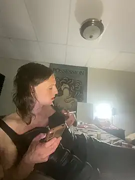 kikiwonderbar online show from March 2026 01:31:02 AM