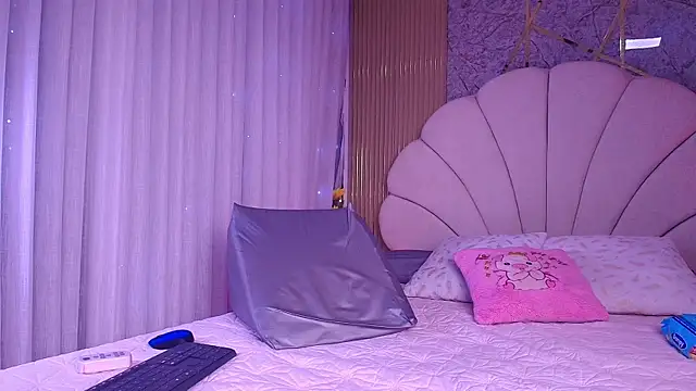 aisha sh online show from May 2026 12:53:01 PM