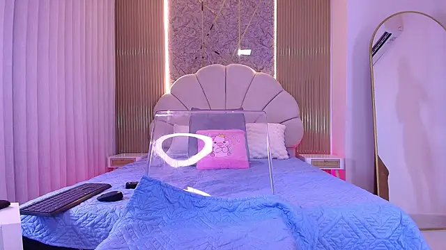 aisha sh online show from November 2025 11:58:02 AM