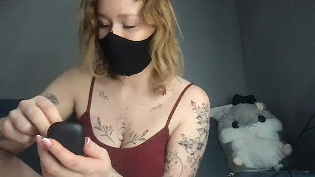 DirtyAlexIs online show from January 2025 08:34:01 AM