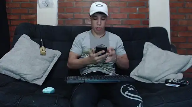 ethan noir online show from January 2025 05:16:01 AM