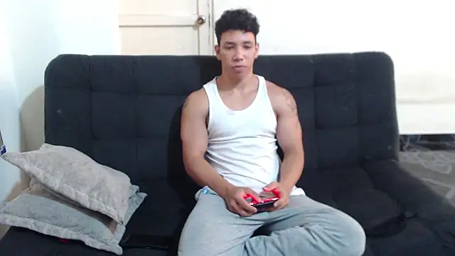 ethan noir online show from September 2025 04:40:02 PM