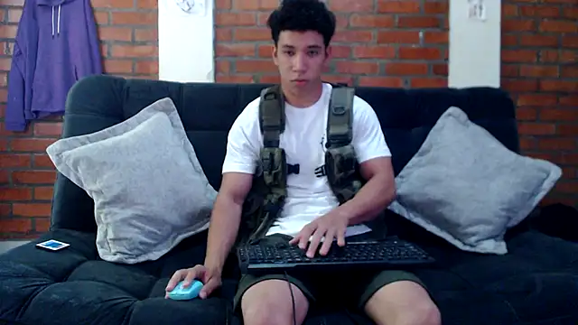 ethan noir online show from December 2024 08:39:02 PM