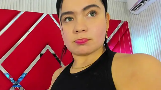 SusanCouper online show from April 2026 10:22:02 PM