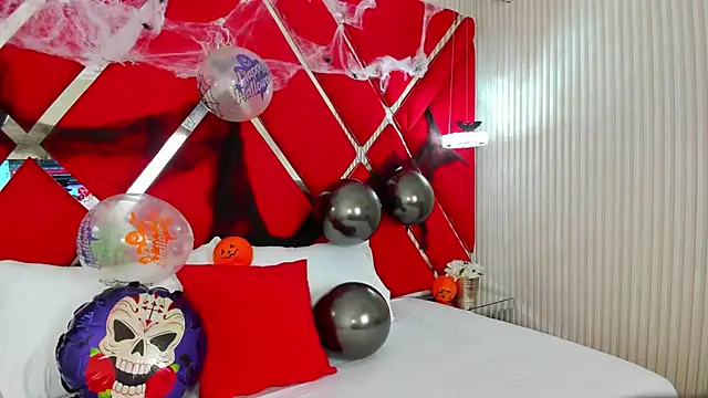 SusanCouper online show from October 2025 10:39:02 PM