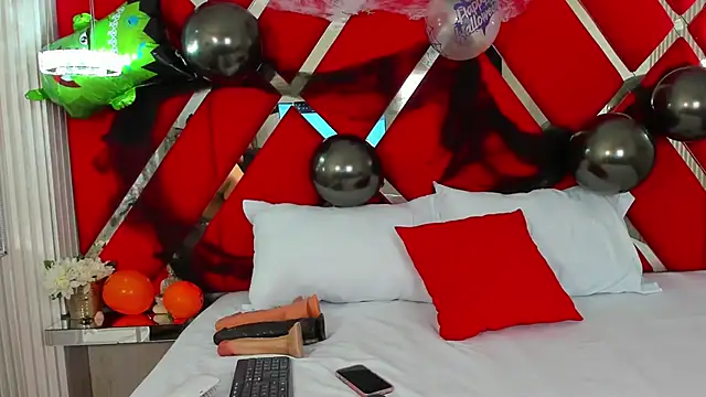 SusanCouper online show from October 2025 10:42:01 PM