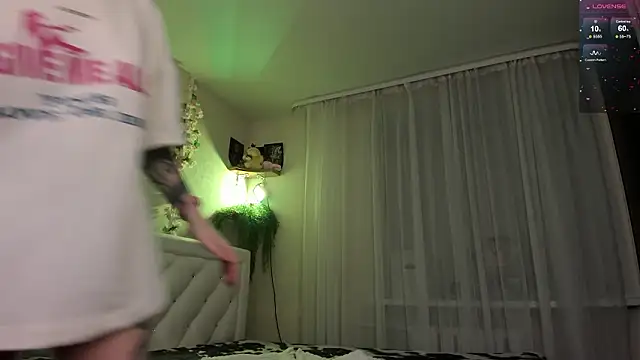 Snapshot of Natural_pussy chatting on February 2026 04:12:02 PM Natural pussy online show from February 2026 04:12:02 PM