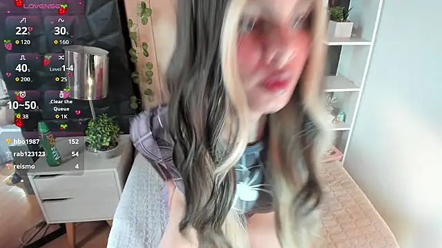 amapola hs online show from April 2026 09:55:01 PM