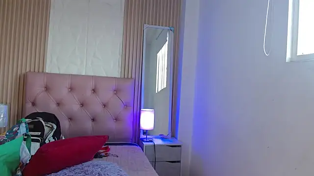 amapola hs online show from March 2026 10:17:01 PM