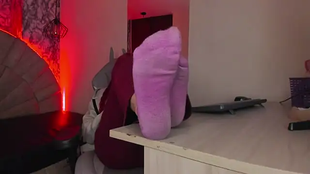 larissa01  online show from March 2025 09:09:01 AM