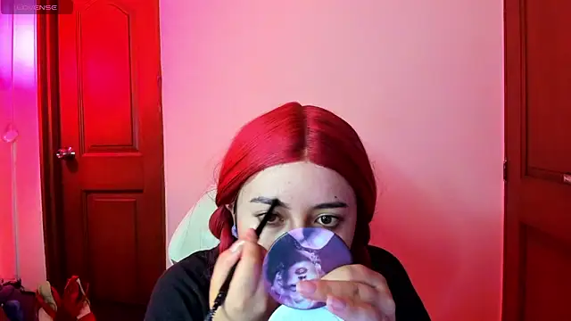 larissa01  online show from March 2025 02:50:01 AM