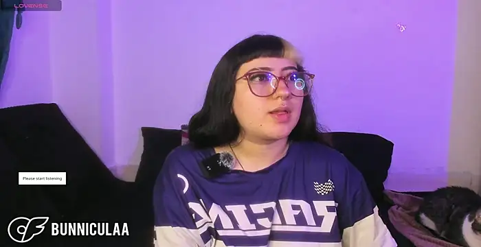 larissa01  online show from February 2026 09:23:01 PM