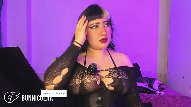 larissa01  online show from February 2026 10:21:02 PM