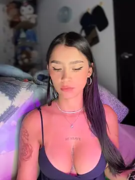 -Loren- online show from May 2026 12:30:01 PM