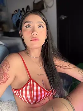 -Loren- online show from May 2026 12:14:02 PM