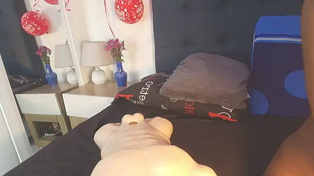 Evelonga 707 online show from February 2026 07:16:01 PM