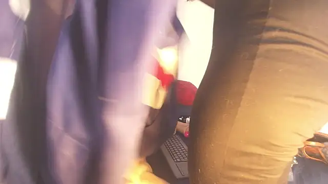 Evelonga 707 online show from February 2026 07:03:02 PM