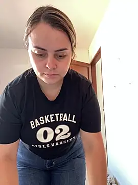Im Amelia online show from May 2026 01:36:02 PM