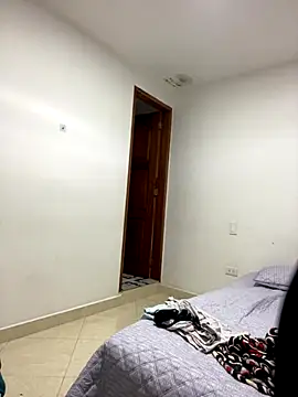 Im Amelia online show from December 2025 10:32:02 PM