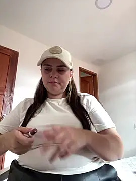 Im Amelia online show from February 2026 07:36:01 PM